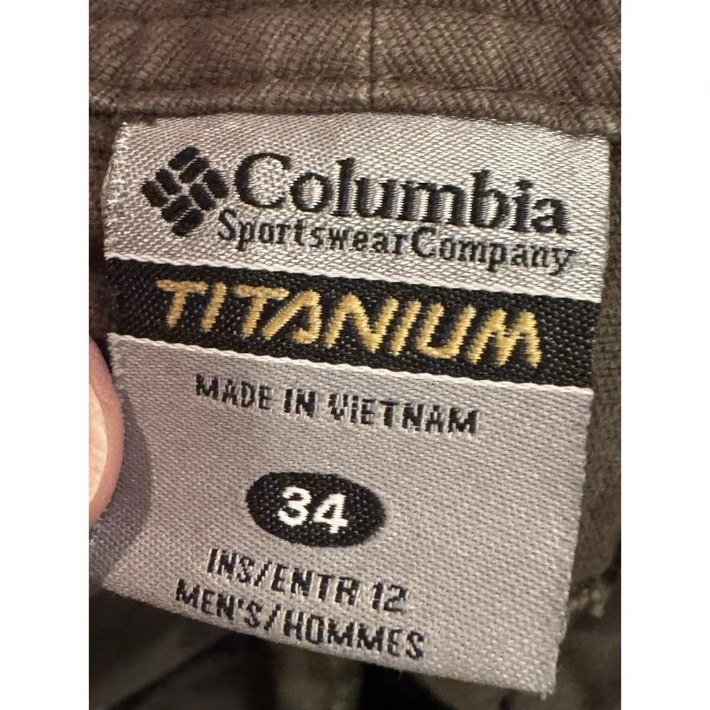 Columbia Titanium GRT Hiking Cargo Shorts Men's 34 Rip Stop Utility (C1)